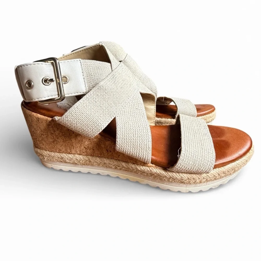 Unisa Cream Wedge Sandals size 7